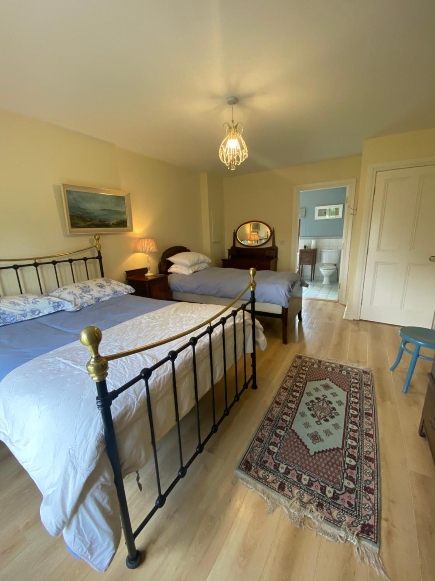 Croagh Patrick Lodge Apartment Westport Luaran gambar